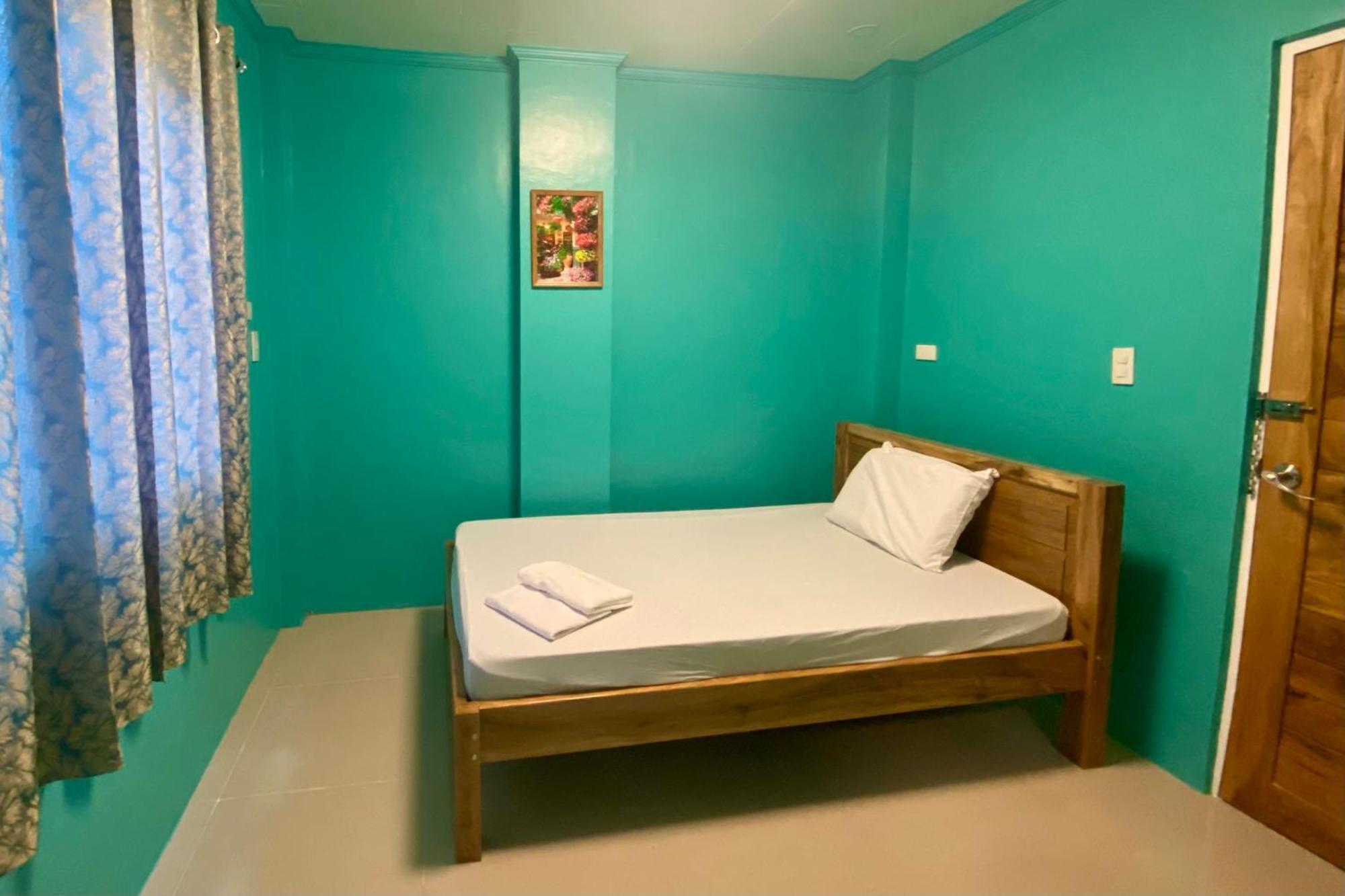 Drossgold Pension House Tubigon Rom bilde